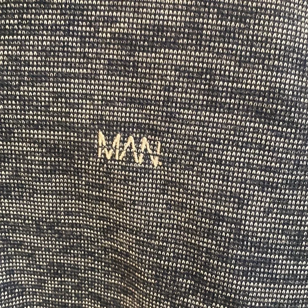 ▶️Boohoo Man◀️ 1/4 zipper black and grey distressed sweater NWT